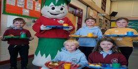 Top Marks For Free School Dinners For All Pembrokeshire’s Youngest Pupils